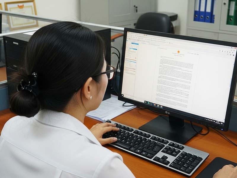 Câu hỏi trắc nghiệm thi chuyên viên chính